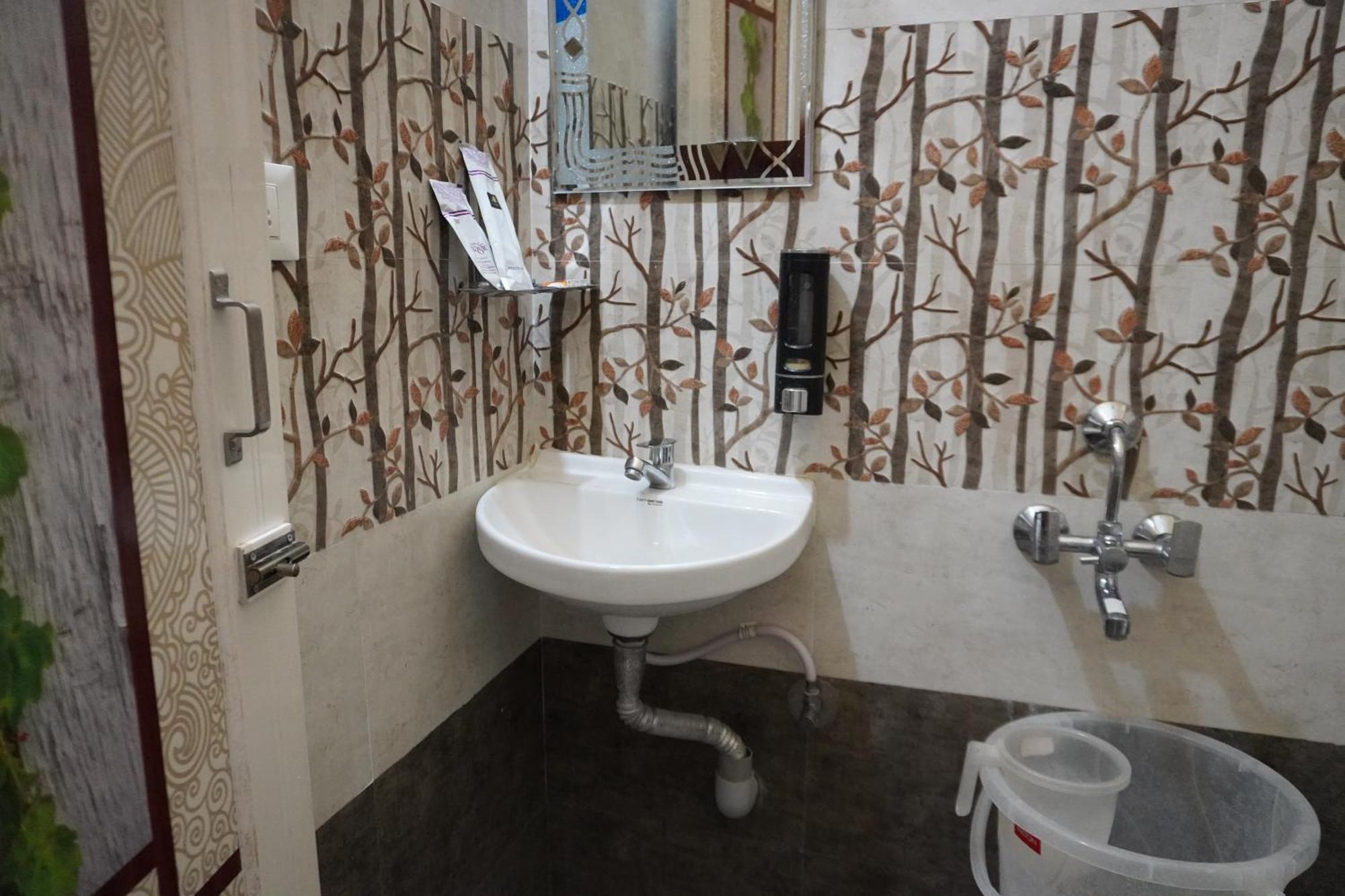Tirumala Premium Home Stay Tirupati Extérieur photo
